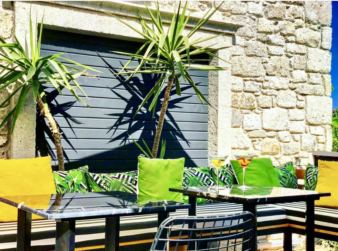 Windtown Deluxe Alacatı Bagian luar foto